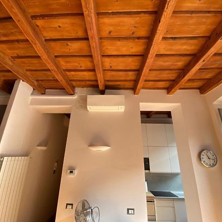 Vanessa Apartment โกโม ภายนอก รูปภาพ