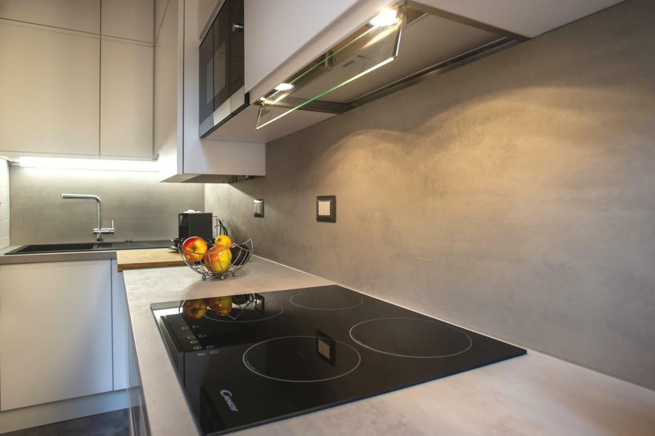 Vanessa Apartment โกโม ภายนอก รูปภาพ