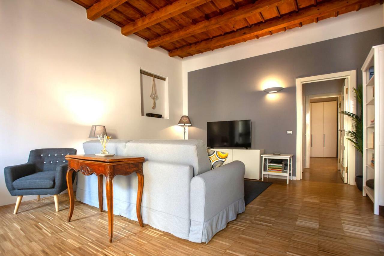 Vanessa Apartment โกโม ภายนอก รูปภาพ