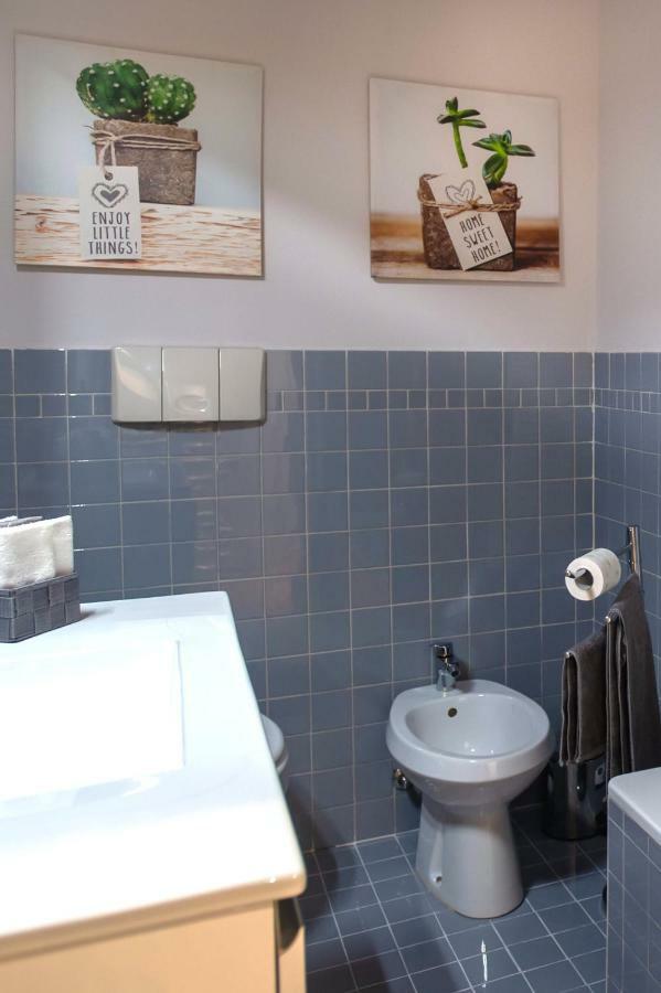 Vanessa Apartment โกโม ภายนอก รูปภาพ